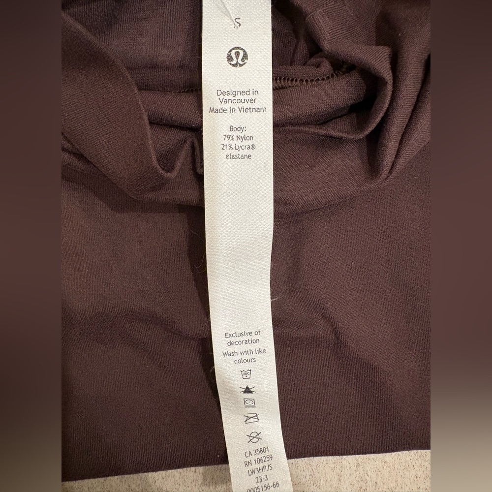 Lululemon Wundermost Ultra-Soft Nulu Long-Sleeve Turtleneck size small - Picture 8 of 9